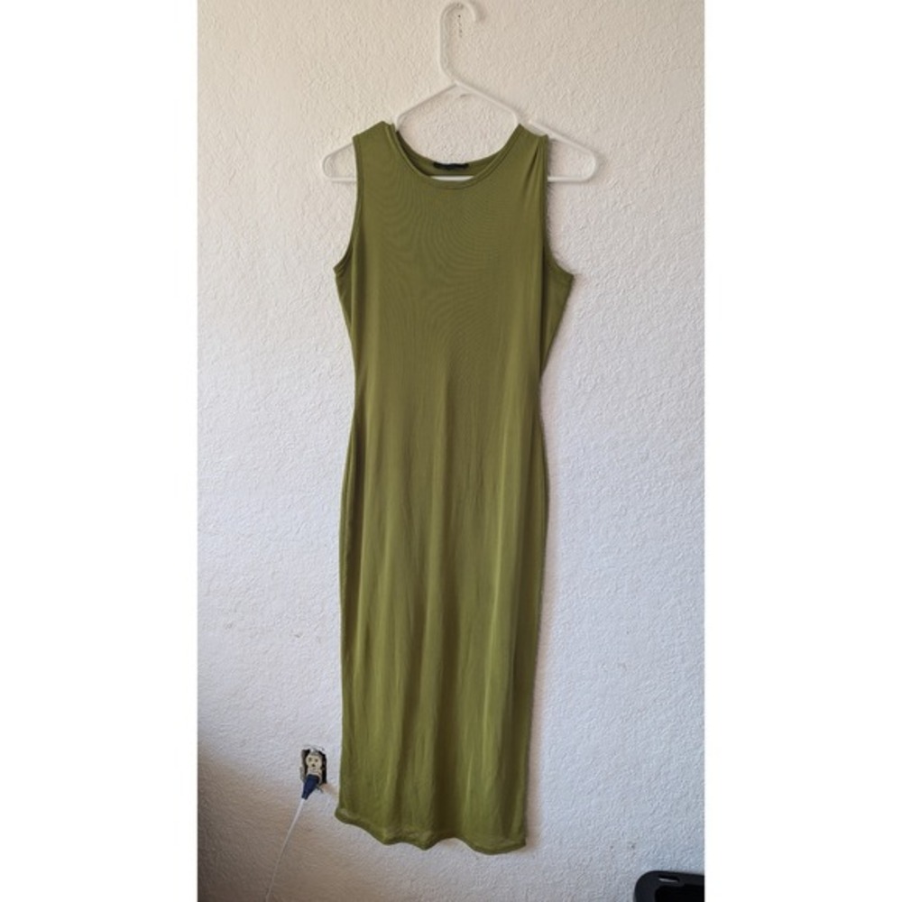 Sleeveless Olive Midi Dress